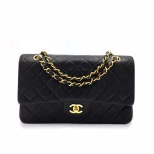 chanel-vintage-bag-timeless-black-secondhand