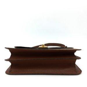 CE24CF05-91F3-4D98-883D-5E2E0F50BBB6