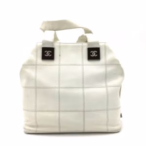 chanel-borsa-a-secchiello-usata