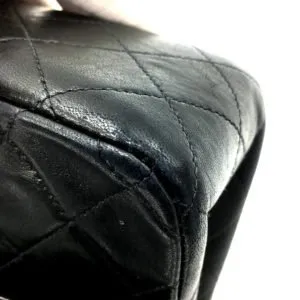 Borsa-chanel-vintage-timeless-nera-media-angolo1