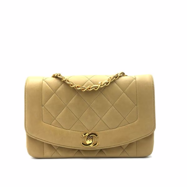 chanel-diana-bag-vintage-beige