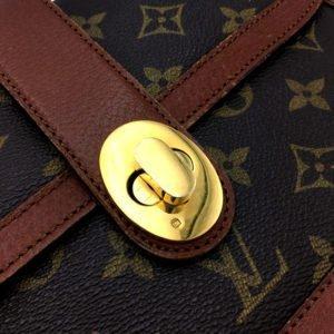 A412CA61-7108-4137-B264-2C5A514100EE