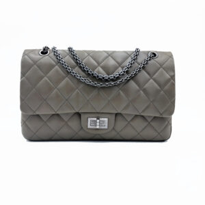 chanel-reissue-2.55-bag-maxi-second-hand